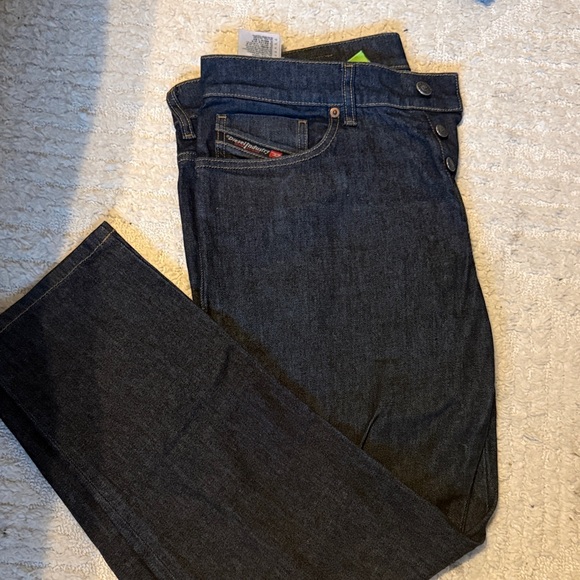Diesel Other - Men’s dark colored diesel jeans size 33